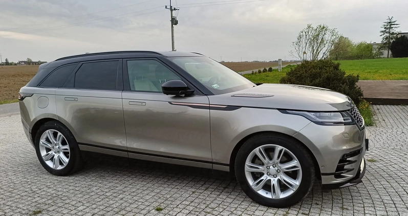 Land Rover Range Rover Velar cena 169000 przebieg: 185000, rok produkcji 2017 z Toruń małe 154